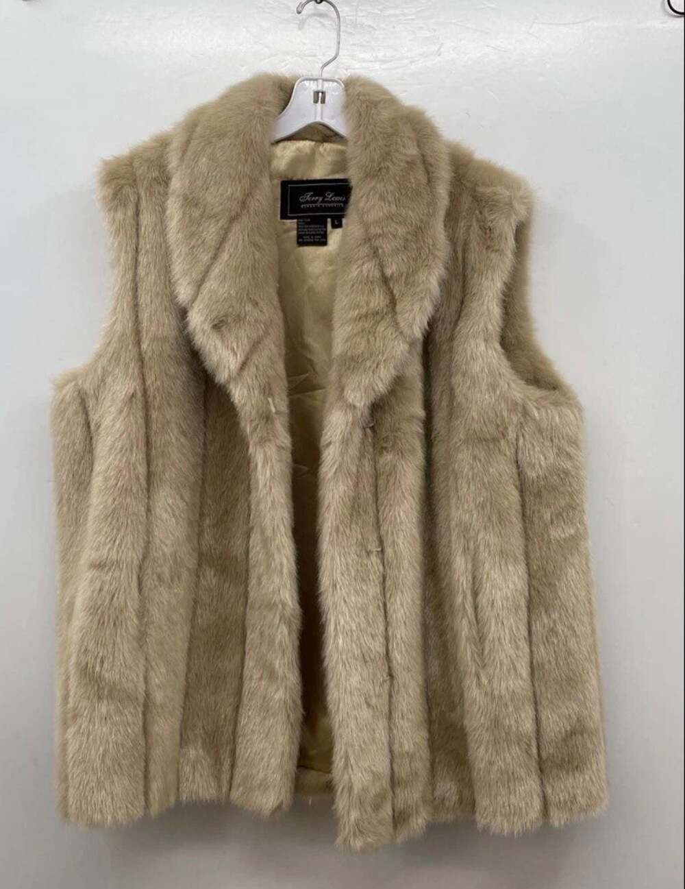 Terry Lewis Classic Luxuries Blonde Tan Faux Fur Vest size Large